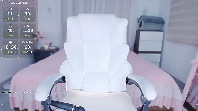 PimChanOK online show from March 6, 2025, 2:51 am