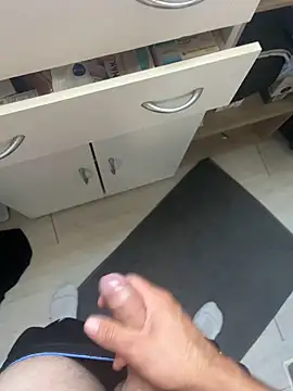 Snapshot of Mecchaud06 chatting on September 29, 2025, 12:54 pm Mecchaud06 online show from September 29, 2025, 12:54 pm