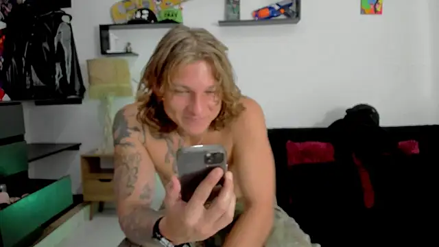 Tom Krakow online show from January 21, 2025, 6:34 pm