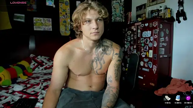 Tom Krakow online show from October 25, 2025, 9:09 pm