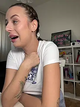 Hii Lolla online show from January 29, 2025, 8:51 am