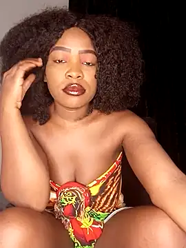 Snapshot of rosey_cheeks chatting on March 14, 2025, 12:10 am rosey cheeks online show from March 14, 2025, 12:10 am