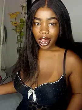 Snapshot of rosey_cheeks chatting on October 3, 2025, 12:07 am rosey cheeks online show from October 3, 2025, 12:07 am