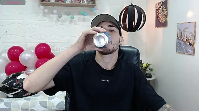 DmitriSanders online show from February 15, 2025, 7:50 pm