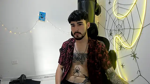 Snapshot of DmitriSanders chatting on January 11, 2026, 8:47 pm DmitriSanders online show from January 11, 2026, 8:47 pm