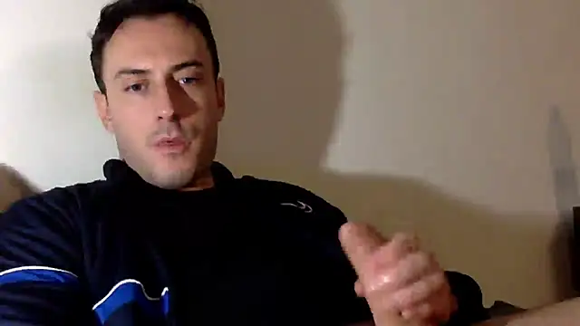 Snapshot of mainnrd chatting on February 13, 2025, 10:54 pm mainnrd online show from February 13, 2025, 10:54 pm