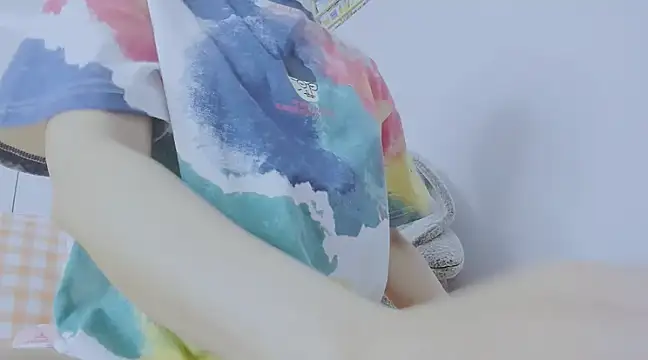 Linh diudang online show from March 7, 2025, 1:51 pm