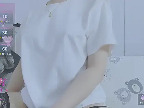 Linh diudang online show from October 11, 2025, 2:22 am