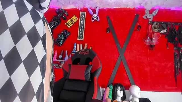 jena derboo online show from March 25, 2026, 10:32 am