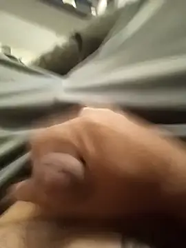 dredre1069 online show from December 4, 2024, 3:37 am