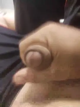 Snapshot of dredre1069 chatting on March 10, 2026, 2:05 am dredre1069 online show from March 10, 2026, 2:05 am