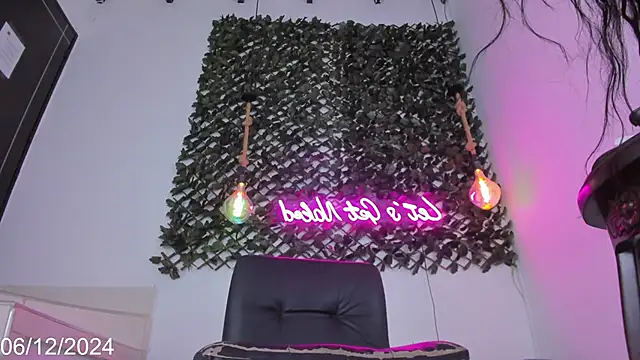 Brianna Stars online show from December 7, 2024, 8:27 pm