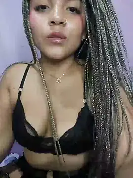 stefanybooms online show from October 4, 2025, 12:08 am