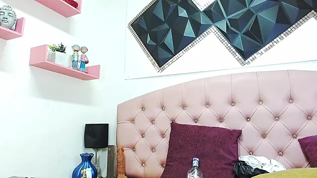 andrea safeira doll online show from April 8, 2026, 10:10 pm