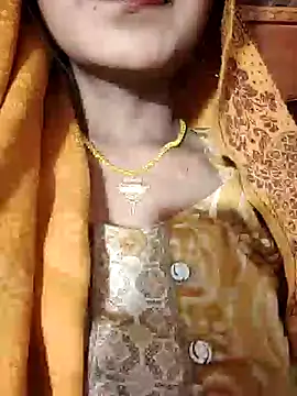 Snapshot of RADHA95 chatting on January 16, 2025, 5:23 pm RADHA95 online show from January 16, 2025, 5:23 pm