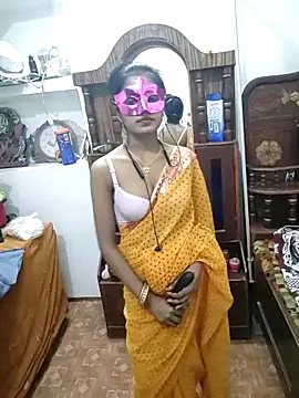 Snapshot of RADHA95 chatting on March 17, 2025, 4:22 pm RADHA95 online show from March 17, 2025, 4:22 pm