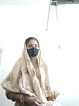 Snapshot of RADHA95 chatting on March 20, 2025, 2:29 am RADHA95 online show from March 20, 2025, 2:29 am