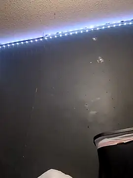 Snapshot of Dogz_n_daugthers chatting on January 21, 2025, 11:55 pm Dogz n daugthers online show from January 21, 2025, 11:55 pm