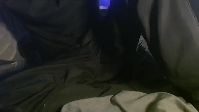 Snapshot of Dogz_n_daugthers chatting on February 4, 2025, 10:00 am Dogz n daugthers online show from February 4, 2025, 10:00 am