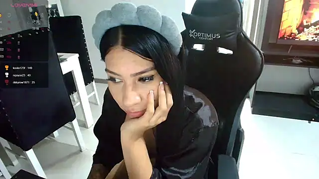 Pamela-fit online show from February 12, 2025, 5:58 pm