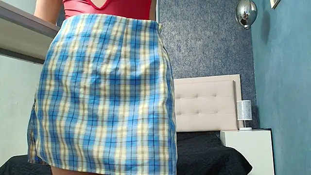 Cloeandtyfanny online show from December 13, 2025, 9:09 pm