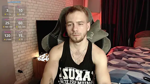 Snapshot of LeoPaulini chatting on March 7, 2025, 4:33 pm LeoPaulini online show from March 7, 2025, 4:33 pm