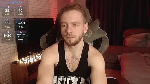 Snapshot of LeoPaulini chatting on March 21, 2025, 8:17 am LeoPaulini online show from March 21, 2025, 8:17 am