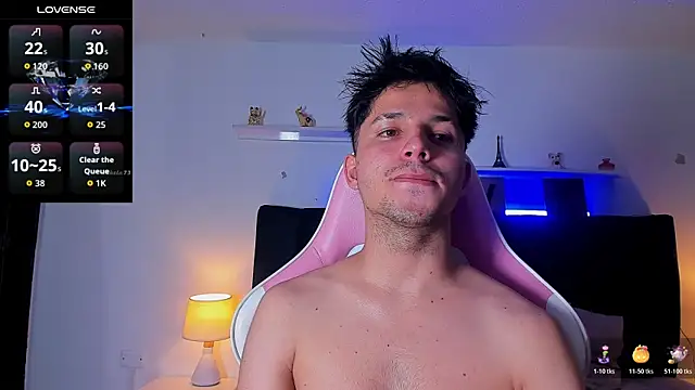 Issac james  online show from November 18, 2025, 3:23 am