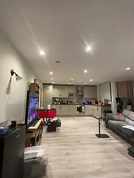 LondonTeffy online show from February 24, 2026, 10:08 pm