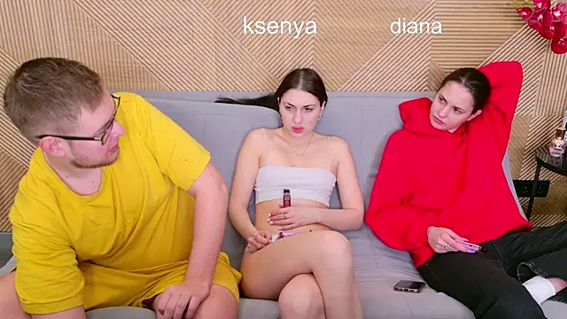 Ksenny online show from April 10, 2026, 6:07 am