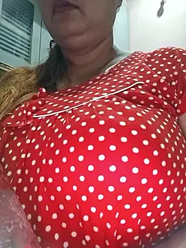 Dianaa9 online show from October 3, 2025, 4:37 pm