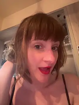 victoirenextdoor online show from March 21, 2025, 3:46 pm