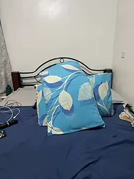 Toomuch Squirt online show from February 16, 2026, 3:35 am