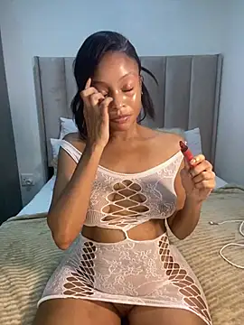 Snapshot of SexyDee025 chatting on December 30, 2024, 6:53 am SexyDee025 online show from December 30, 2024, 6:53 am