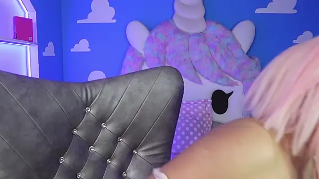 miss keisi online show from March 25, 2026, 6:03 pm