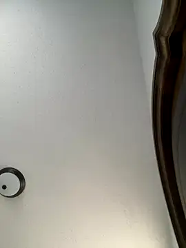 ebonyred online show from September 15, 2025, 3:01 pm