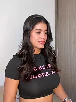 MelissaWaltton online show from March 12, 2025, 8:31 pm