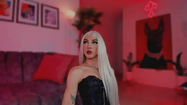 Taylor  foxxx online show from March 5, 2026, 3:46 am