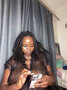 Honeycoco0211 online show from March 18, 2025, 4:26 am