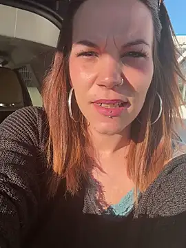 Lady Knaller online show from March 8, 2025, 3:24 pm