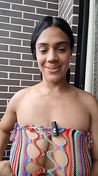 Deisy Torres online show from April 15, 2026, 8:20 pm