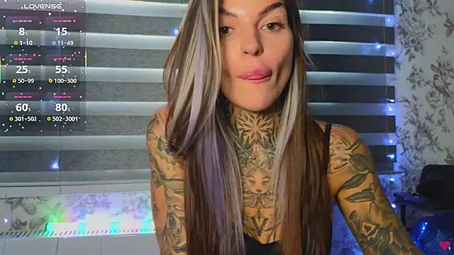 tattooedBabyy online show from March 2, 2025, 10:35 am