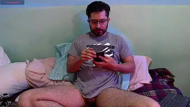 teddy foster online show from October 1, 2025, 12:33 pm