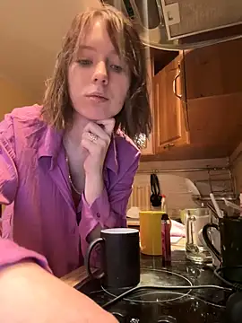 Snapshot of Crayzy_Luv chatting on January 27, 2025, 11:00 pm Crayzy Luv online show from January 27, 2025, 11:00 pm