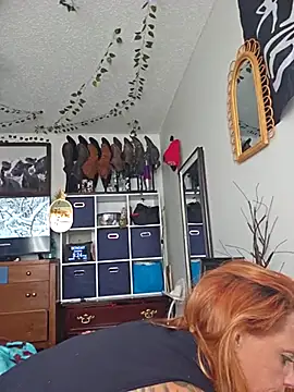 Snapshot of Dixiefaye_Pika chatting on March 17, 2025, 9:23 pm Dixiefaye Pika online show from March 17, 2025, 9:23 pm