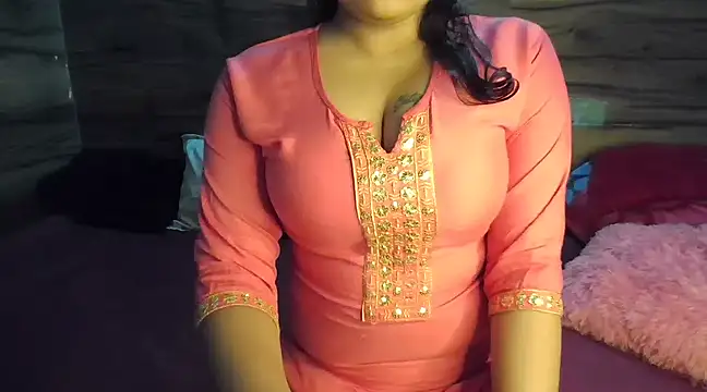 Trezza online show from February 8, 2025, 6:01 pm