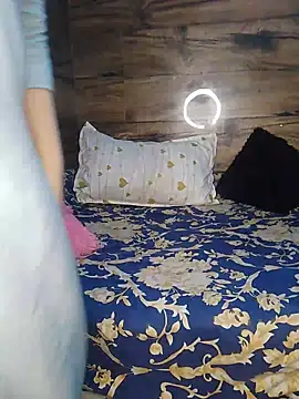 Snapshot of Trezza chatting on February 2, 2026, 4:44 am Trezza online show from February 2, 2026, 4:44 am