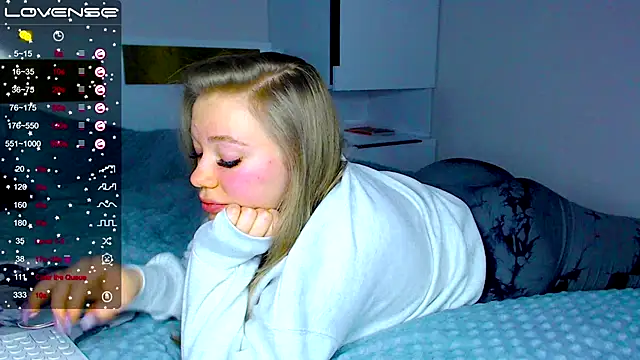 kitti kaattt online show from January 19, 2025, 1:55 pm