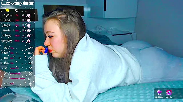 kitti kaattt online show from February 8, 2025, 7:26 am