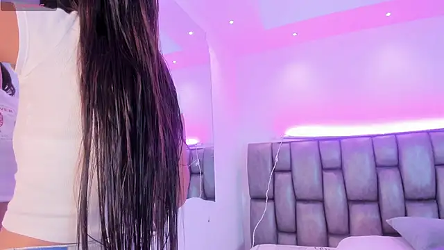 martina mancini online show from October 8, 2025, 11:30 am